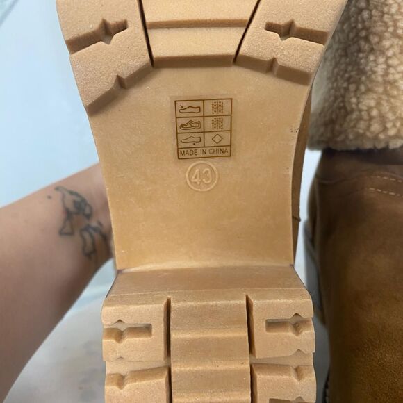 Chunky Teddy Furry Shearling Tan Brown Fold Over Ankle Boots EU 43 / US 12.5 - Picture 5 of 8